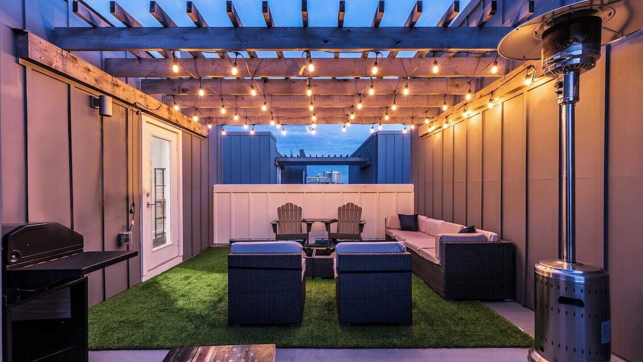 Photo of Patio Balcony in Old East Dallas