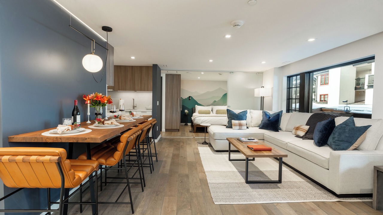 Photo of Livingroom in Vail