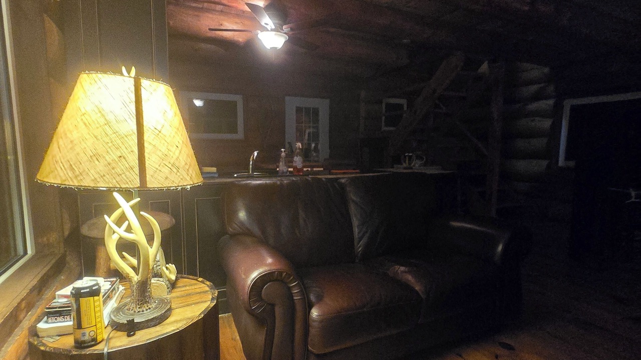 Photo of Livingroom in Irondale