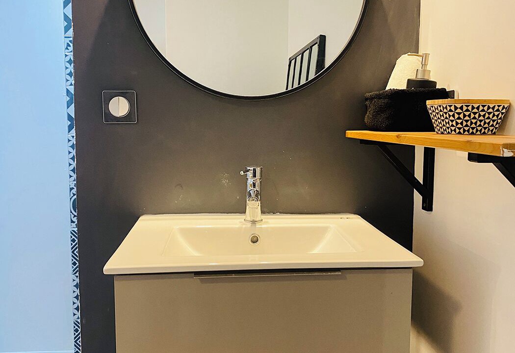 Photo of Bathroom in Cenon