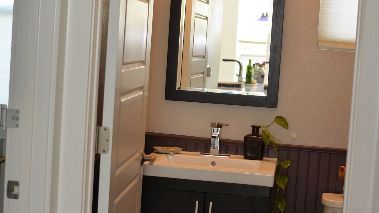 Photo of Bathroom in Govalle