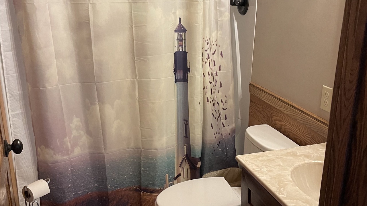 Photo of Bathroom in Burtrum