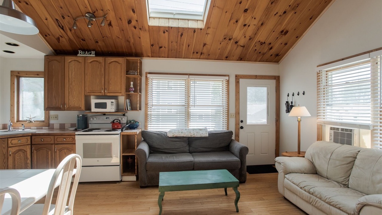 Photo of Livingroom in York Beach