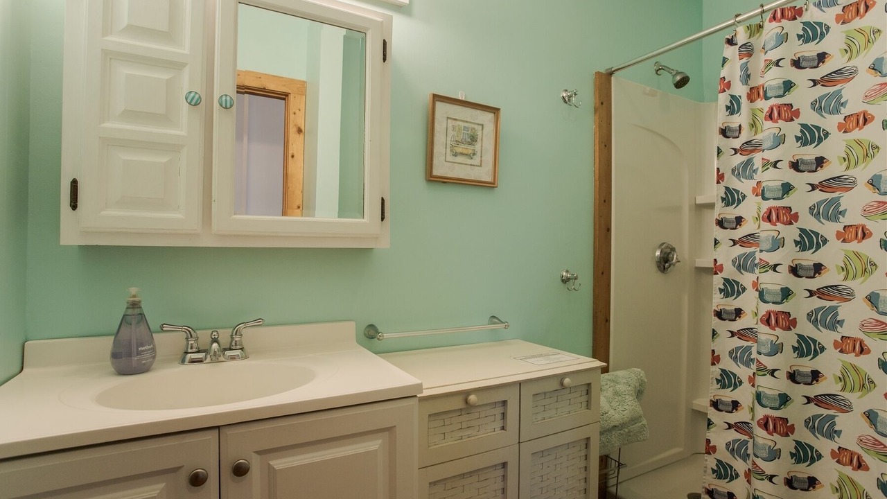 Photo of Bathroom in York Beach