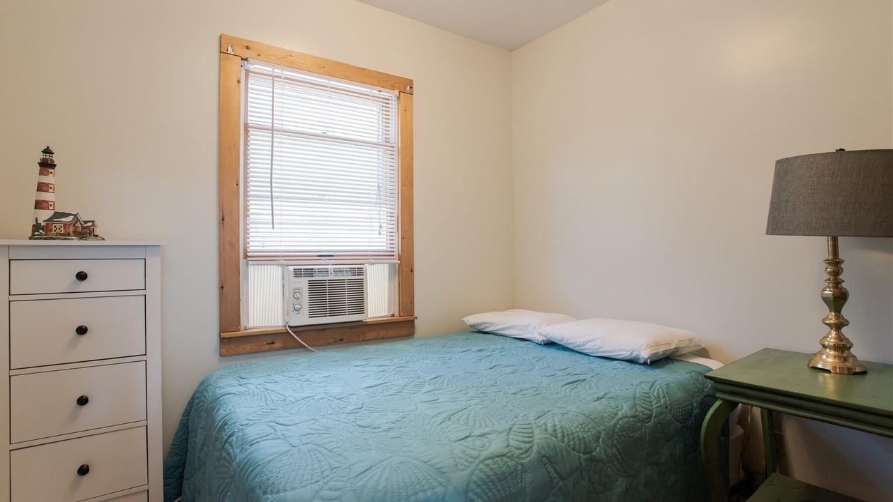 Photo of Bedroom in York Beach