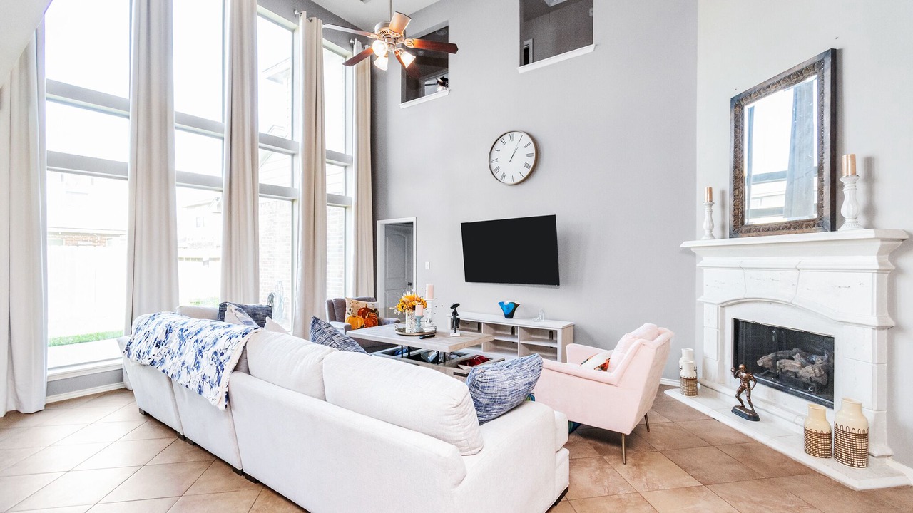 Photo of Livingroom in Cypress