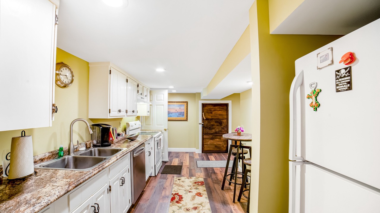 Photo of Kitchen in Brant Lake