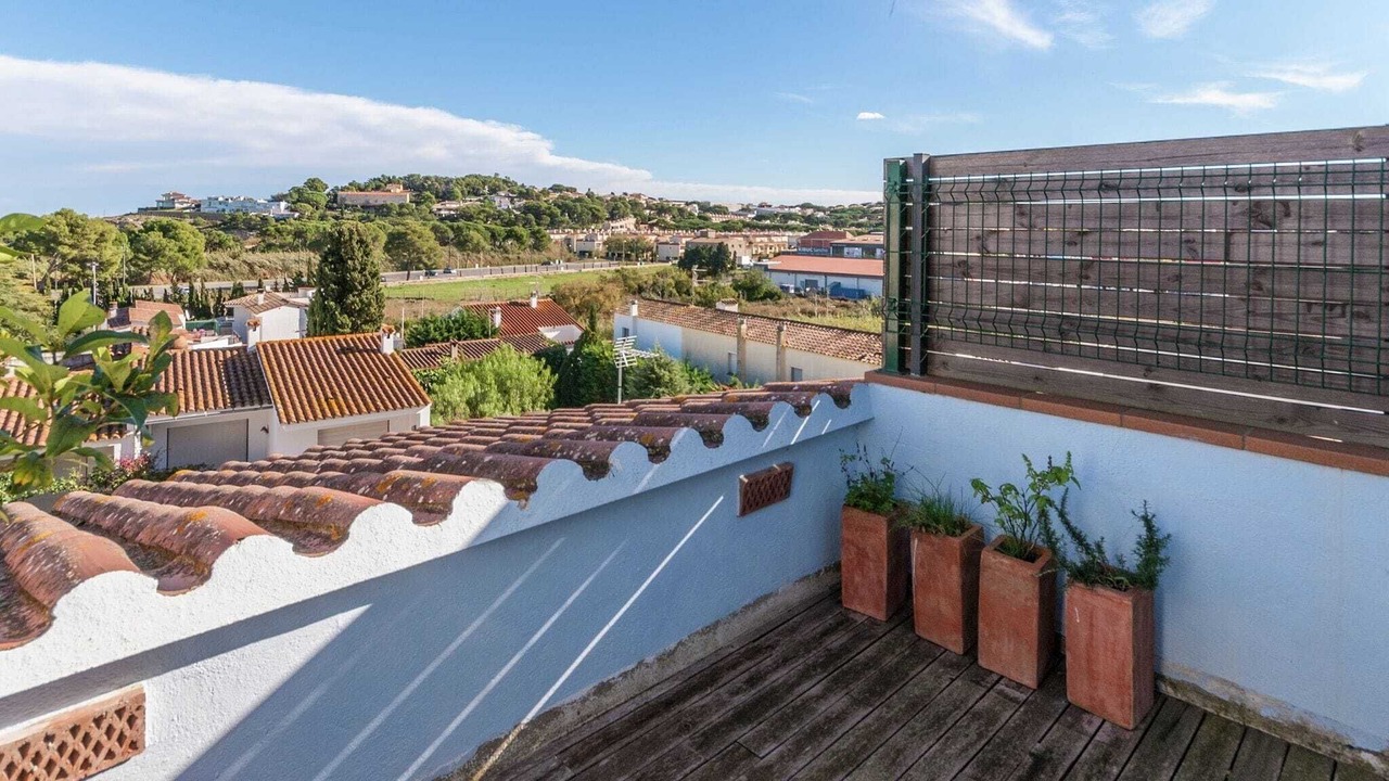 Photo of Patio Balcony in L'Escala