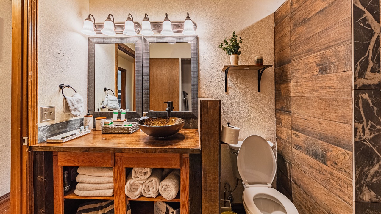 Photo of Bathroom in Woodland Park