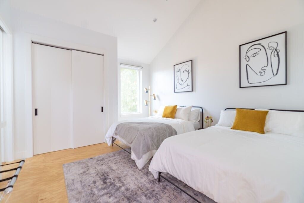 Photo of Bedroom in Knox - Henderson