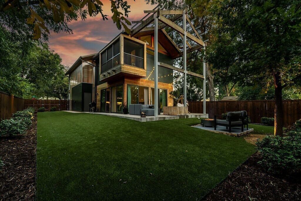 Photo of Outdoor in Knox - Henderson