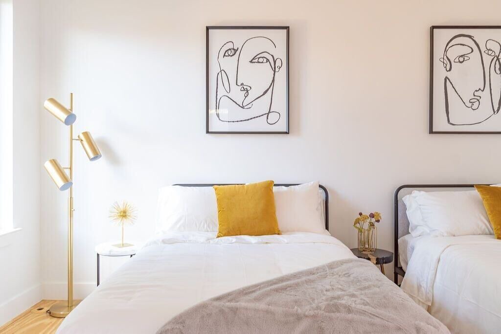 Photo of Bedroom in Knox - Henderson