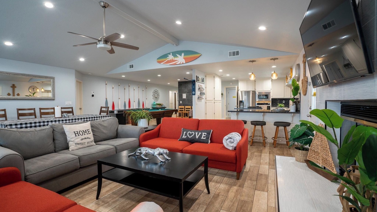 Photo of Livingroom in Discovery Bay