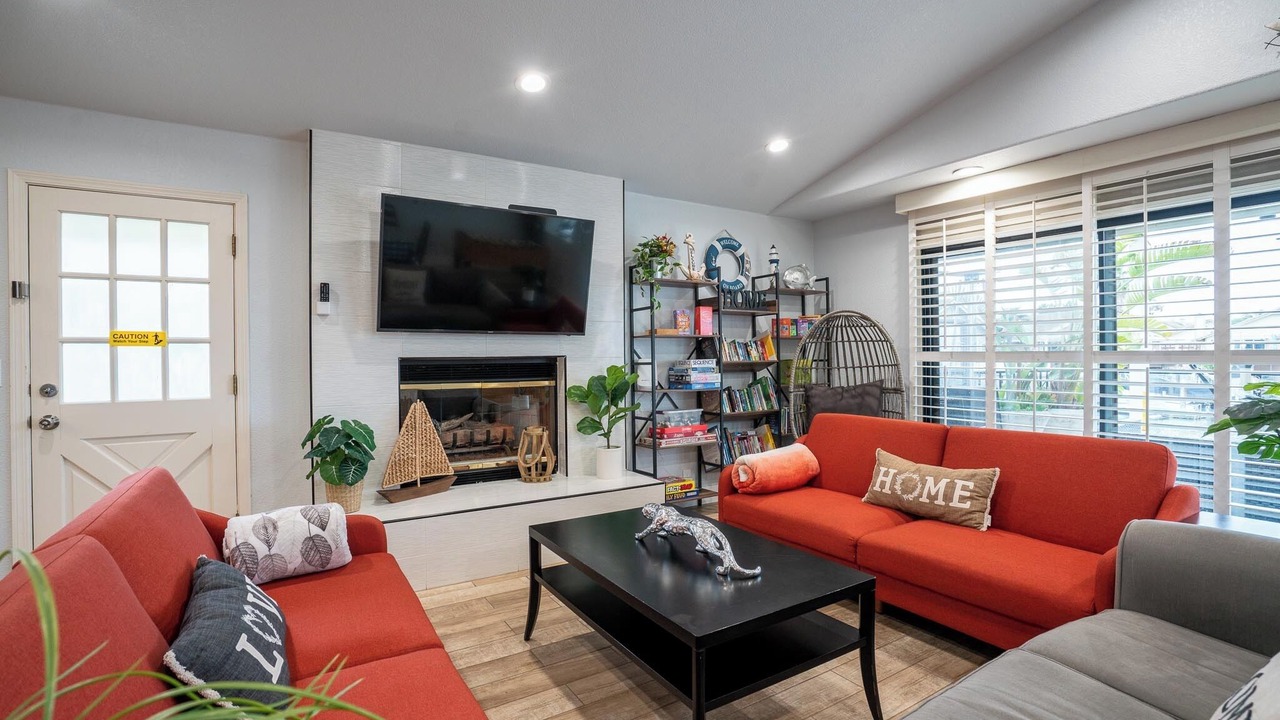 Photo of Livingroom in Discovery Bay