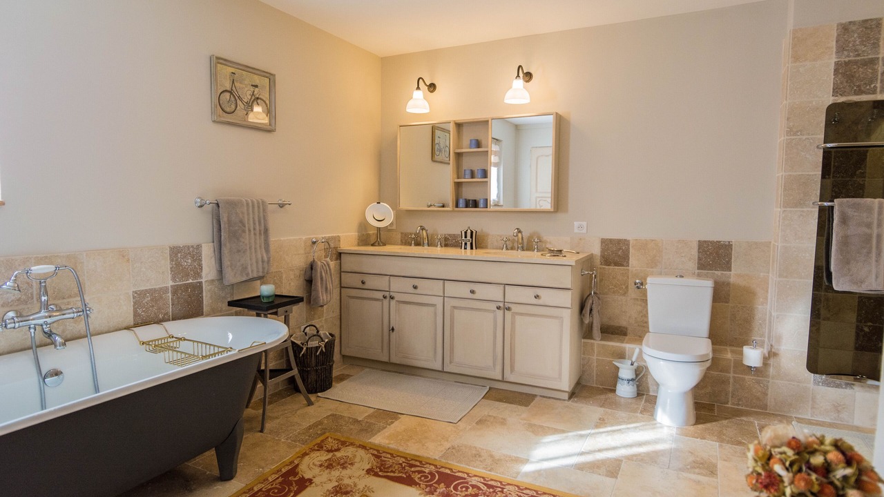 Photo of Bathroom in Goult