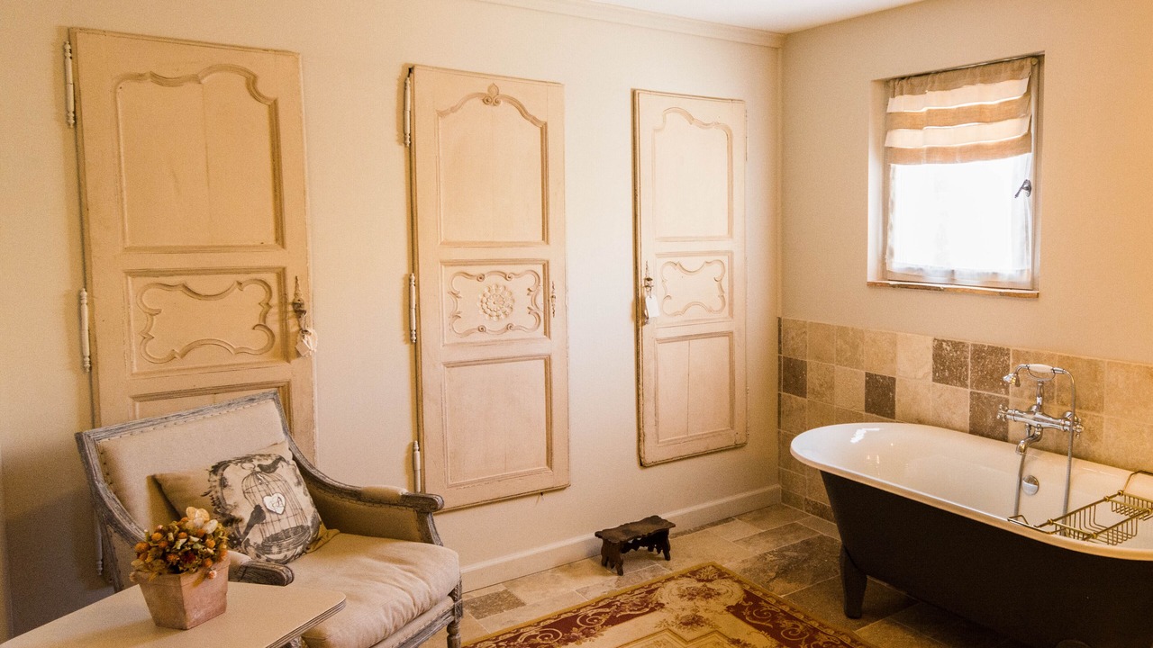 Photo of Bathroom in Goult