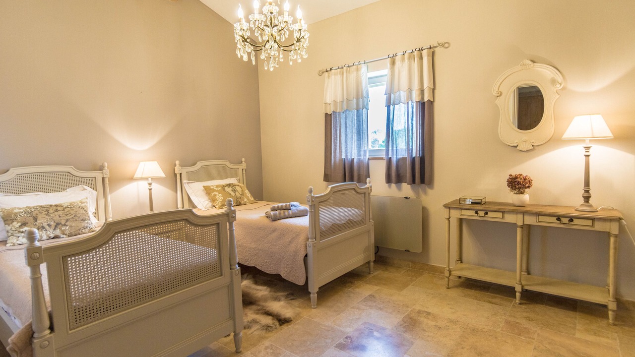 Photo of Bedroom in Goult