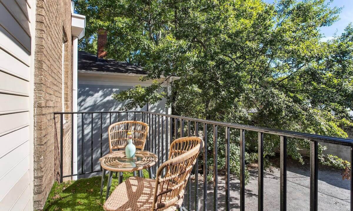 Photo of Patio Balcony in Candler Park