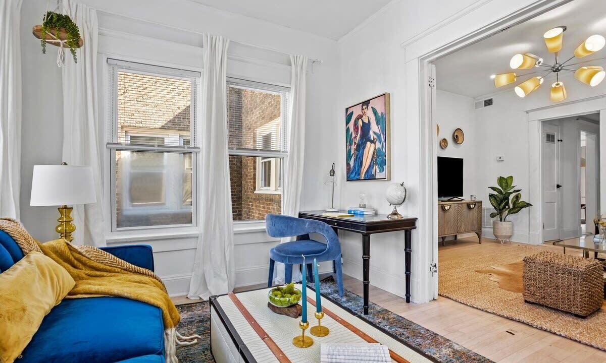 Photo of Livingroom in Candler Park