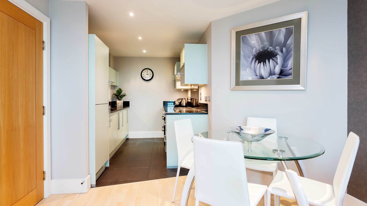 Photo of Others in Vauxhall