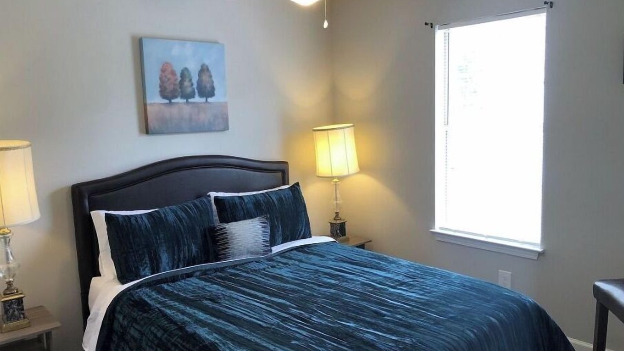 Photo of Bedroom in Lawrenceville