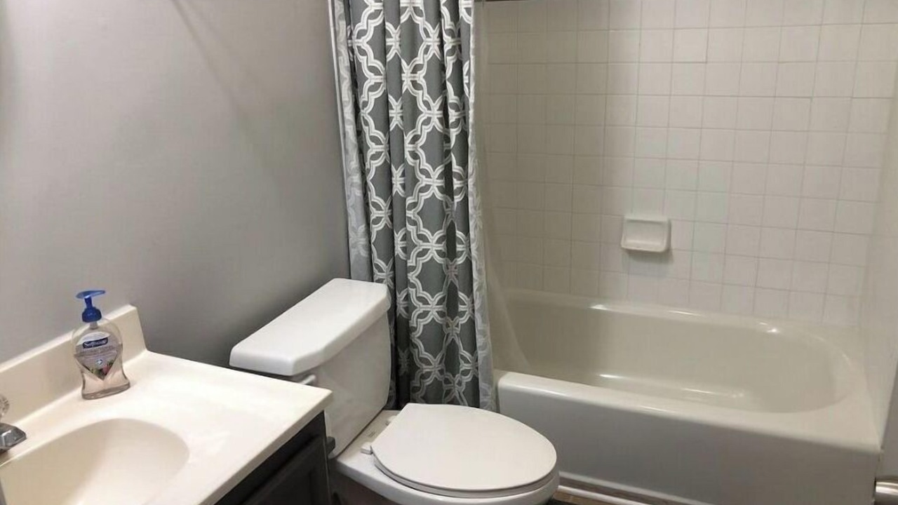 Photo of Bathroom in Lawrenceville