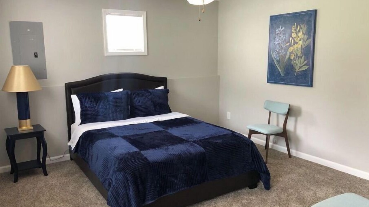 Photo of Bedroom in Lawrenceville