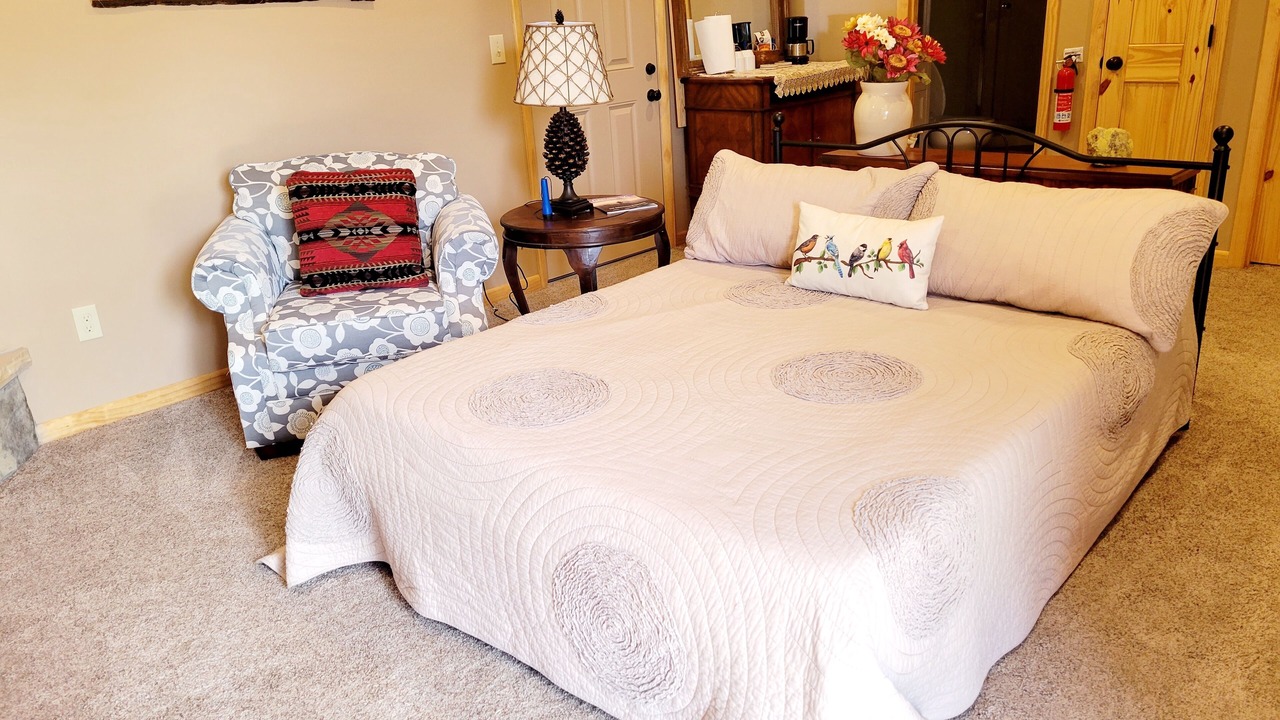Photo of Bedroom in Chalet Village North
