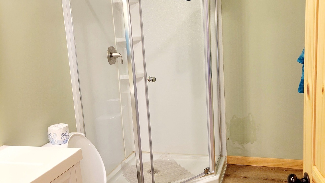 Photo of Bathroom in Chalet Village North
