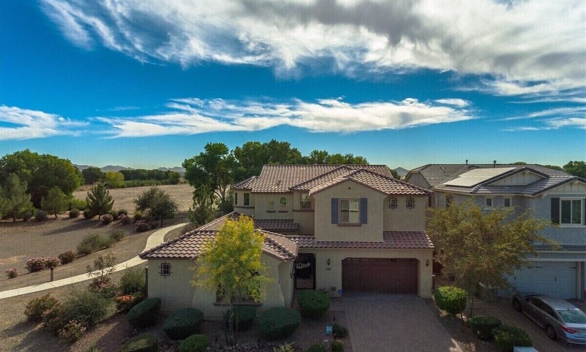 Photo of Others in Gilbert