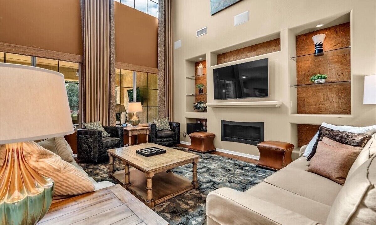 Photo of Livingroom in Gilbert