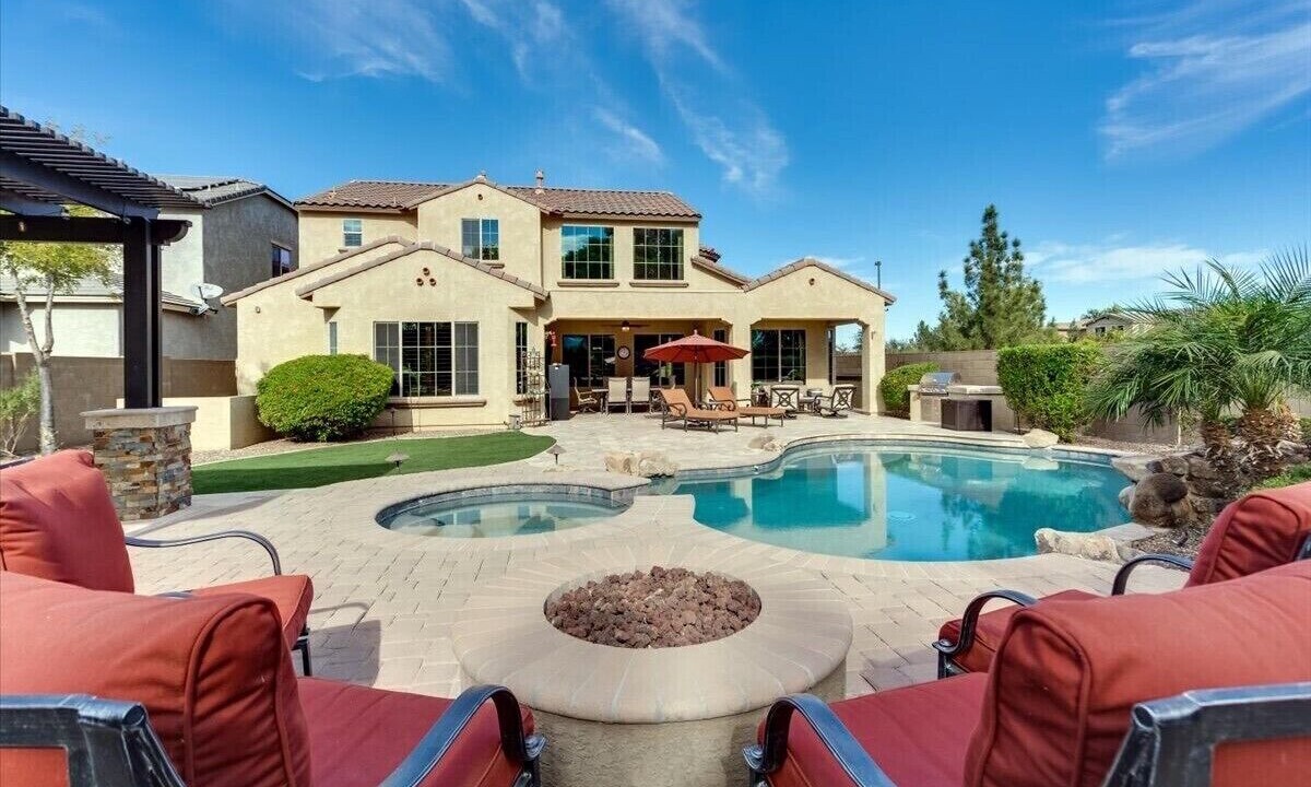 Photo of Others in Gilbert