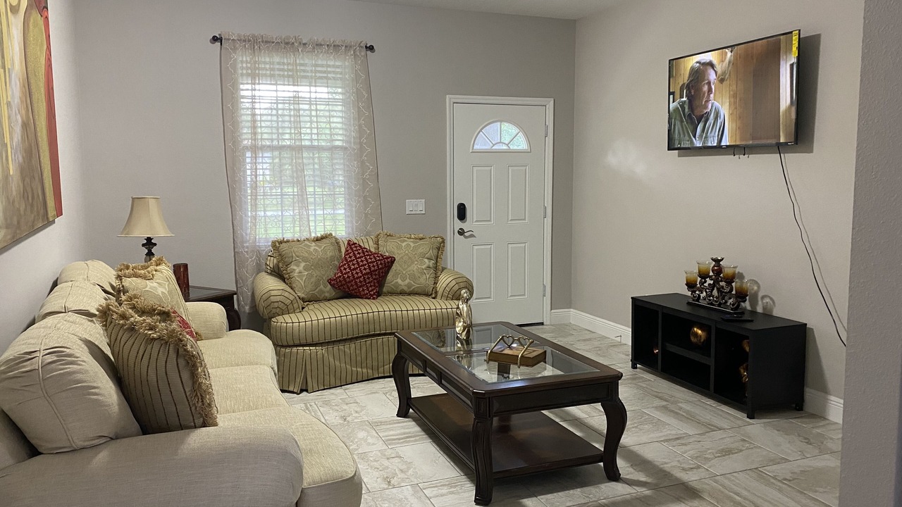 Photo of Livingroom in Citrus Park