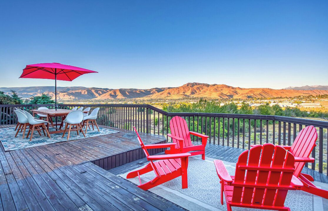 Photo of Outdoor in Monitor