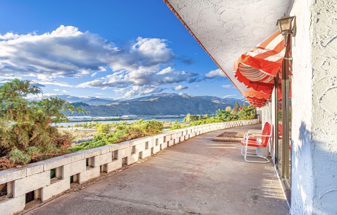 Photo of Patio Balcony in Monitor