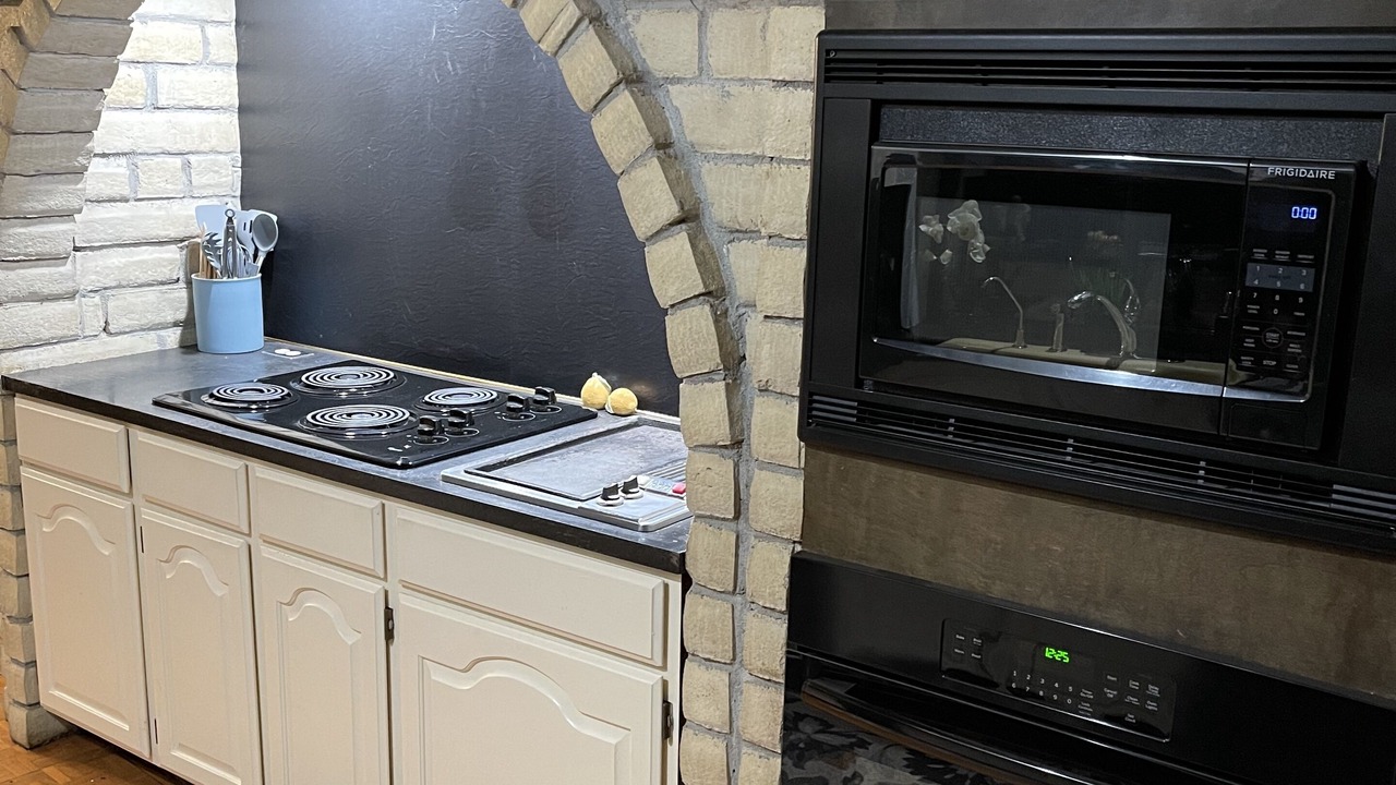 Photo of Kitchen in Monitor