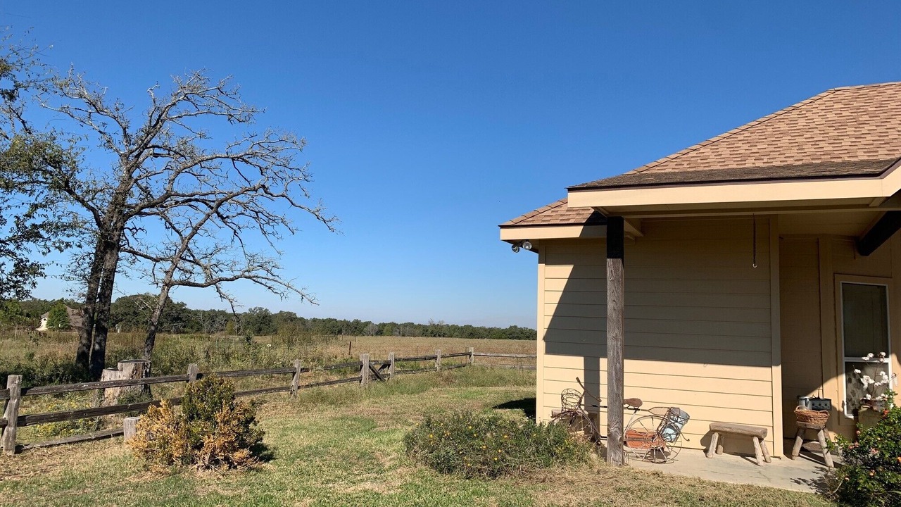 Photo of Outdoor in Lee County