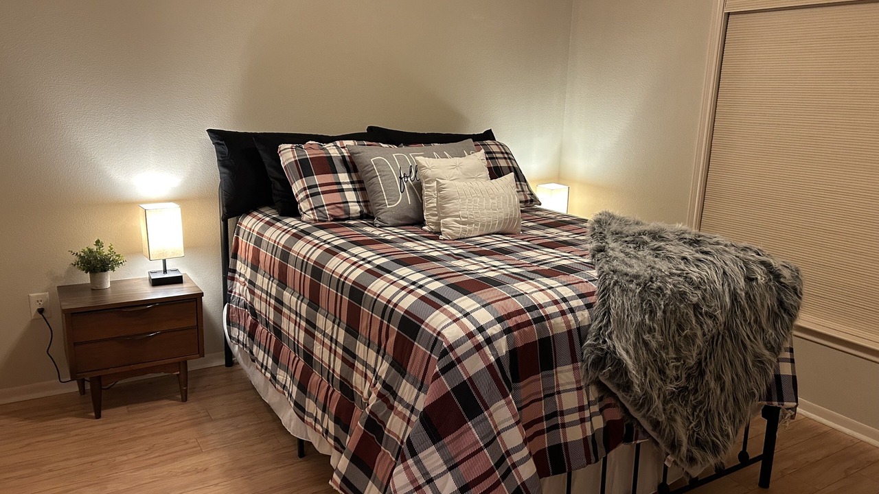 Photo of Bedroom in Lee County