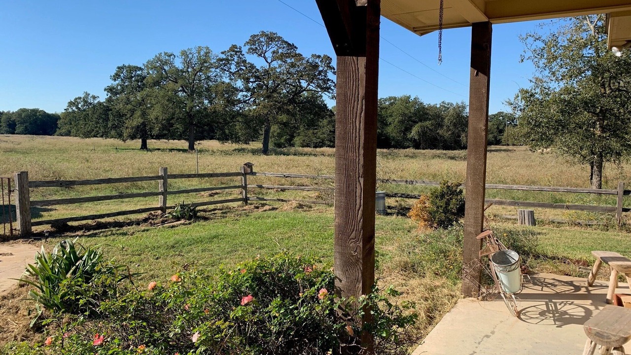 Photo of Patio Balcony in Lee County