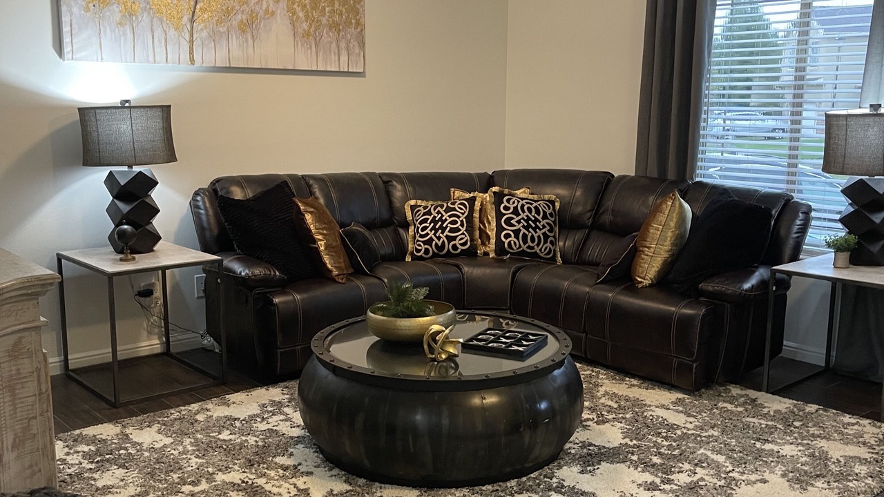 Photo of Livingroom in Lehi