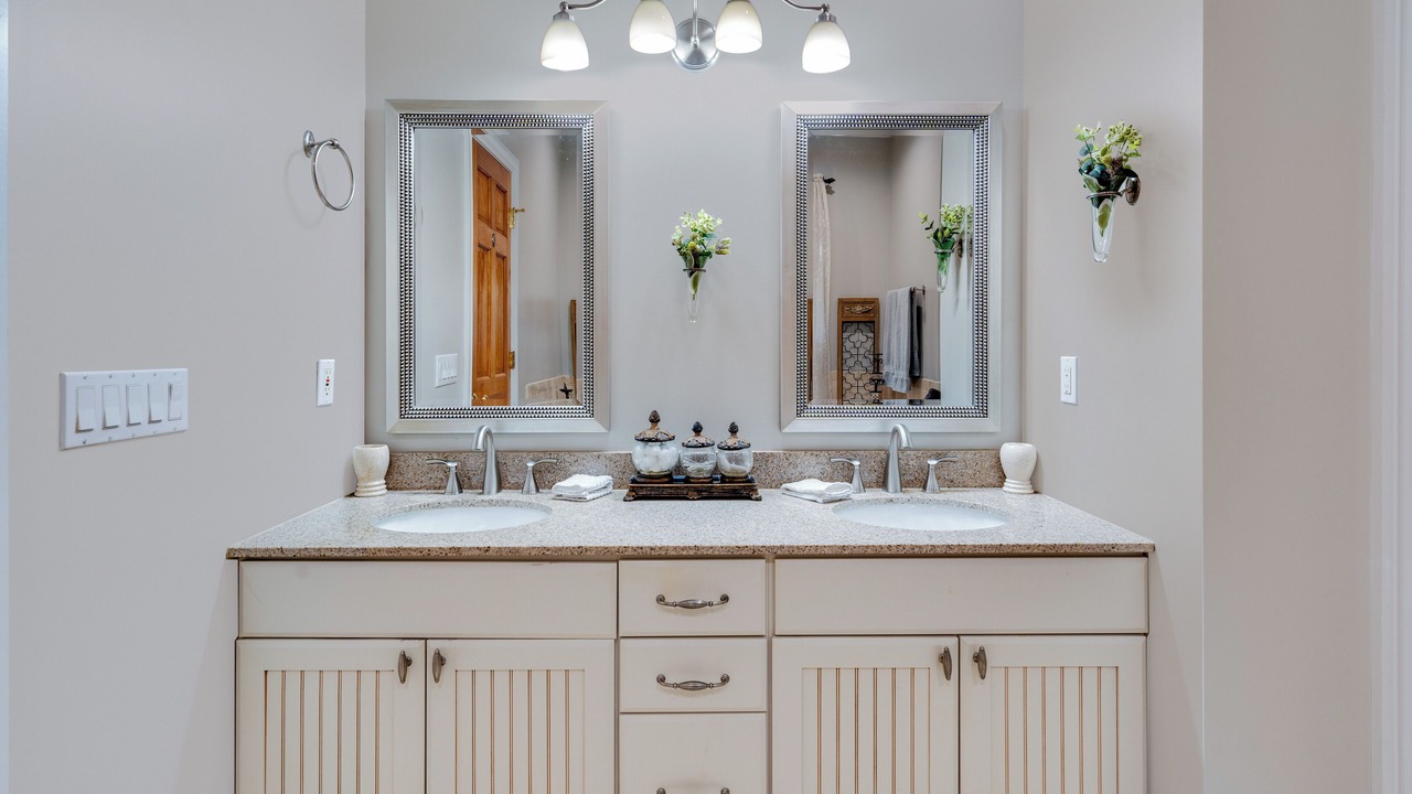 Photo of Bathroom in Greenwood Lake