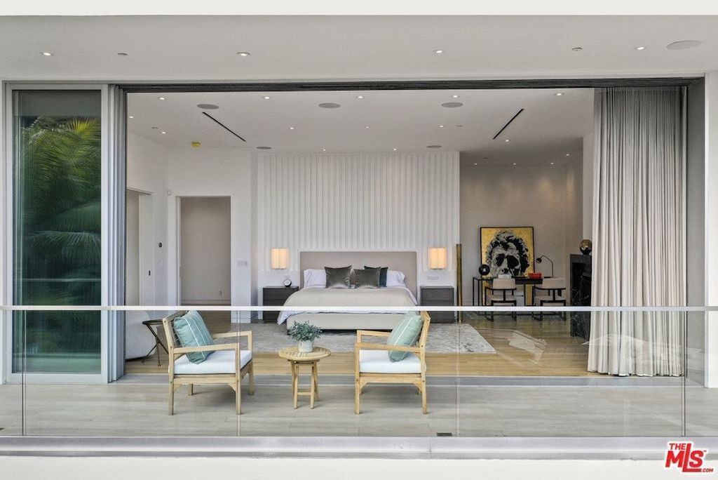 Photo of Bedroom in The Bird Streets