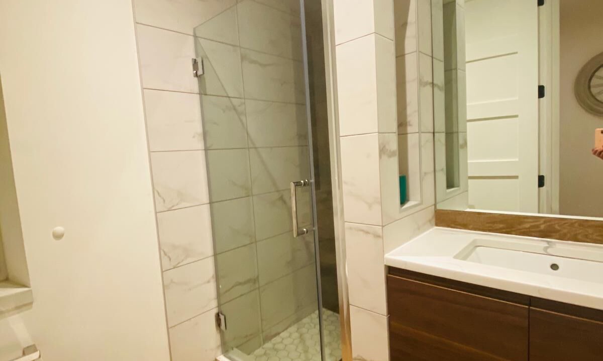 Photo of Bathroom in Manhattan Beach