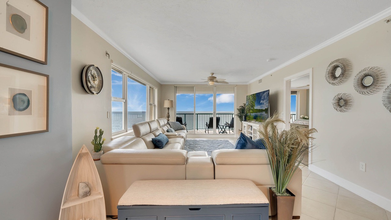 Photo of Livingroom in Daytona Beach Shores