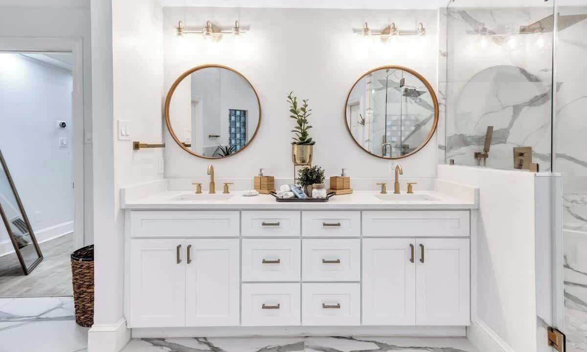 Photo of Bathroom in Rowlett
