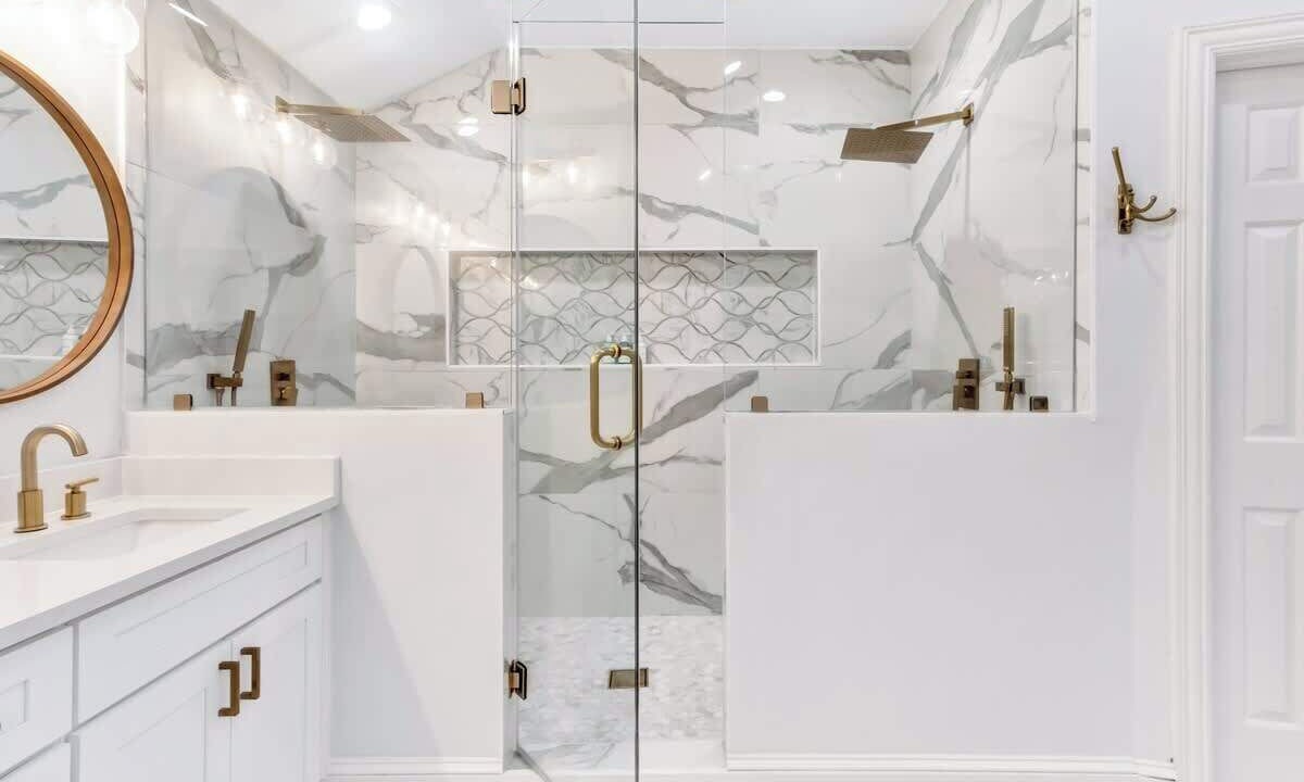 Photo of Bathroom in Rowlett