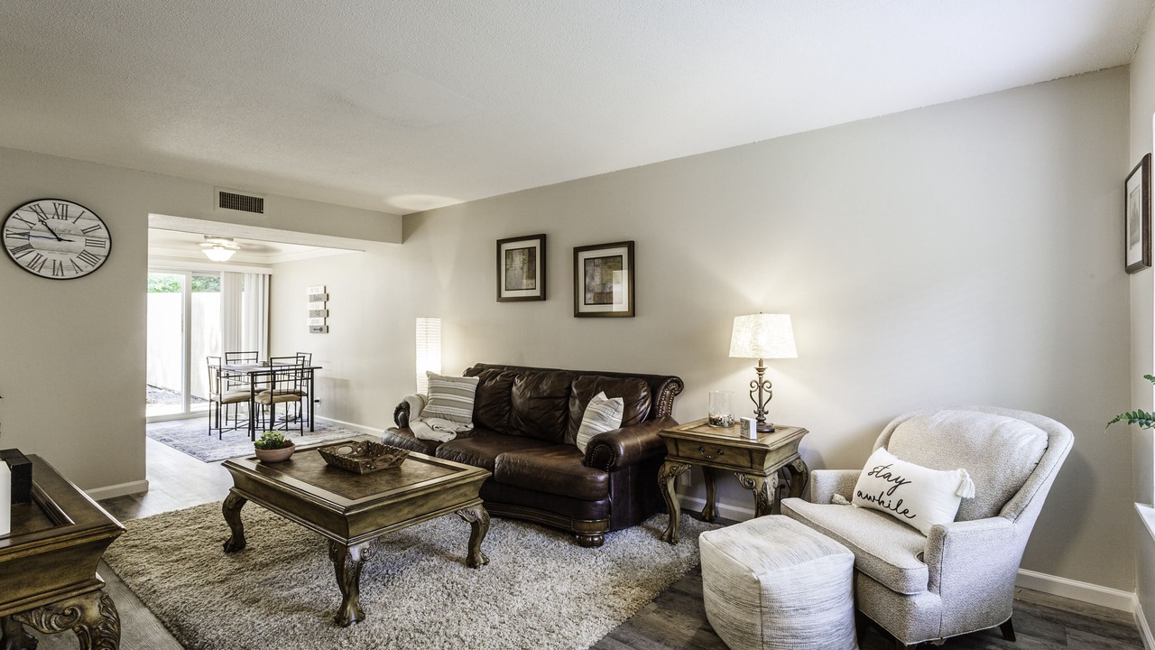Photo of Livingroom in Germantown