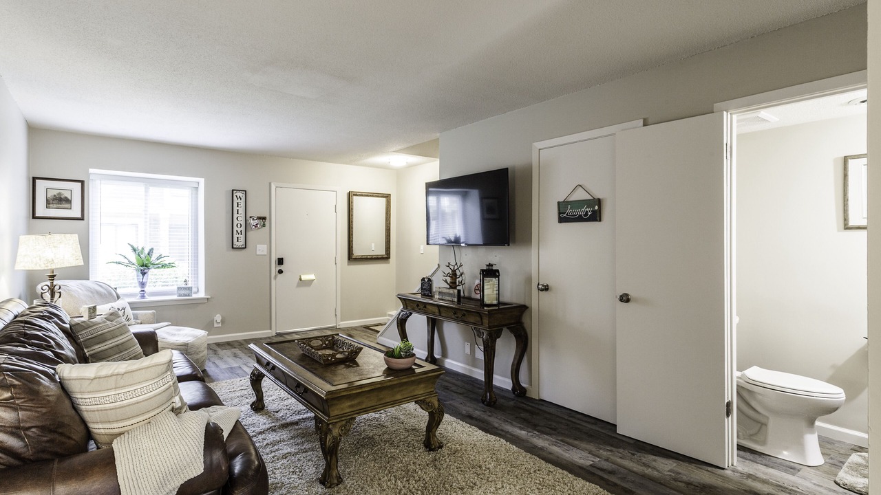 Photo of Livingroom in Germantown