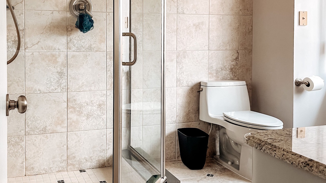 Photo of Bathroom in Anchor Bay Harbor