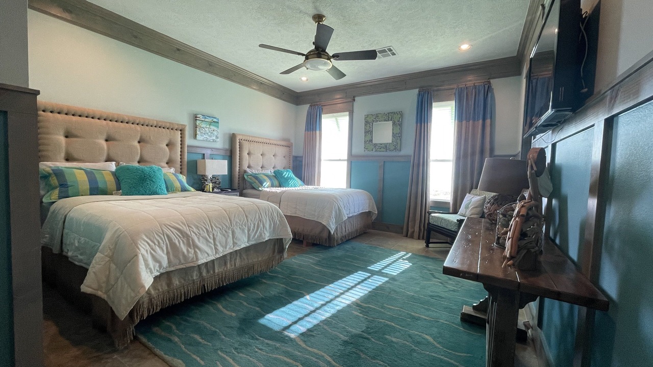 Photo of Bedroom in Port Bolivar